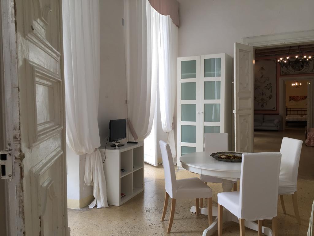 Apartamento Palazzo Doxi Fontana Dimora Storica Gallipoli Exterior foto